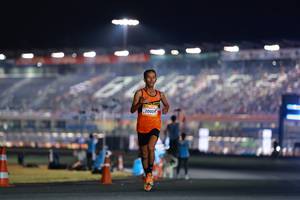 BIB: 2000
                            <button type="button" onclick="openModal(22861946)" class="btn btn-primary btn-sm float-right btn-popup" data-toggle="modal" data-target=".modal-high-quality">
                        <i class="fas fa-shopping-cart"></i> Add to Cart
                    </button>
                                            <button type="button" onclick="isThisMe(22861946, true)" class="btn btn-success btn-sm float-right btn-popup btn-isme hidden" data-toggle="tooltip" data-placement="bottom" title="นี่คือรูปของคุณใช่ไหม คลิกที่นี่เพื่อเอาเข้าอัลบั้ม">
                        <i class="fas fa-plus"></i> Add to album
                    </button>
                    <button type="button" onclick="isThisMe(22861946, false)" class="btn btn-warning btn-sm float-right btn-popup btn-isnotme hidden">
                        <i class="fas fa-ban"></i> Remove from album
                    </button>